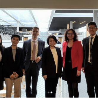 Visite de l'ambassadeur de Singapour sur le campus de Paris-Saclay