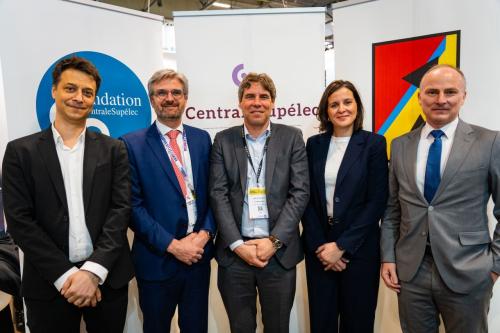 signature de la nouvelle Chaire IA de confiance