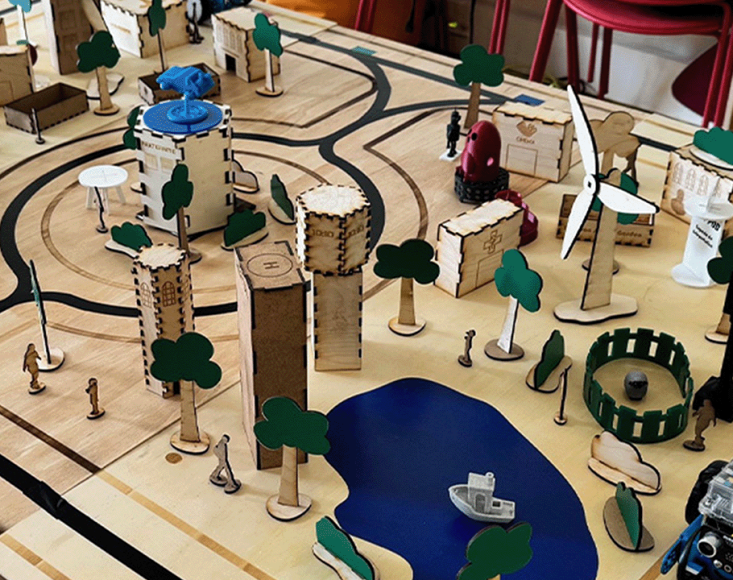 Ville du futur : 500 élèves de collèges accueillis au Fablab de CentraleSupélec