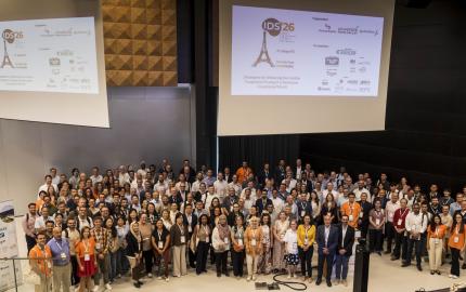 Photo de groupe des participant à IDS2026